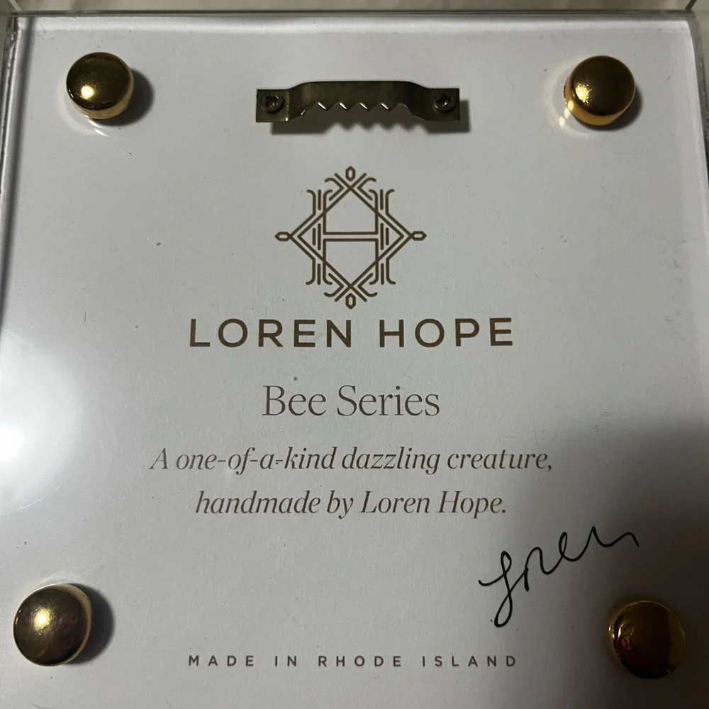 Loren Hope Bee Series - Picture 2 of 2